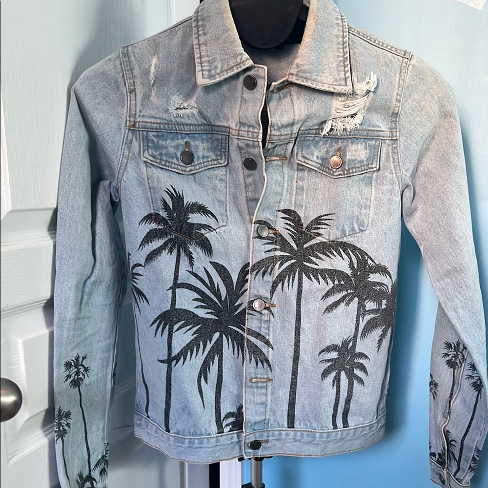 Levi's Light Blue Denim Jacket with Palm Print